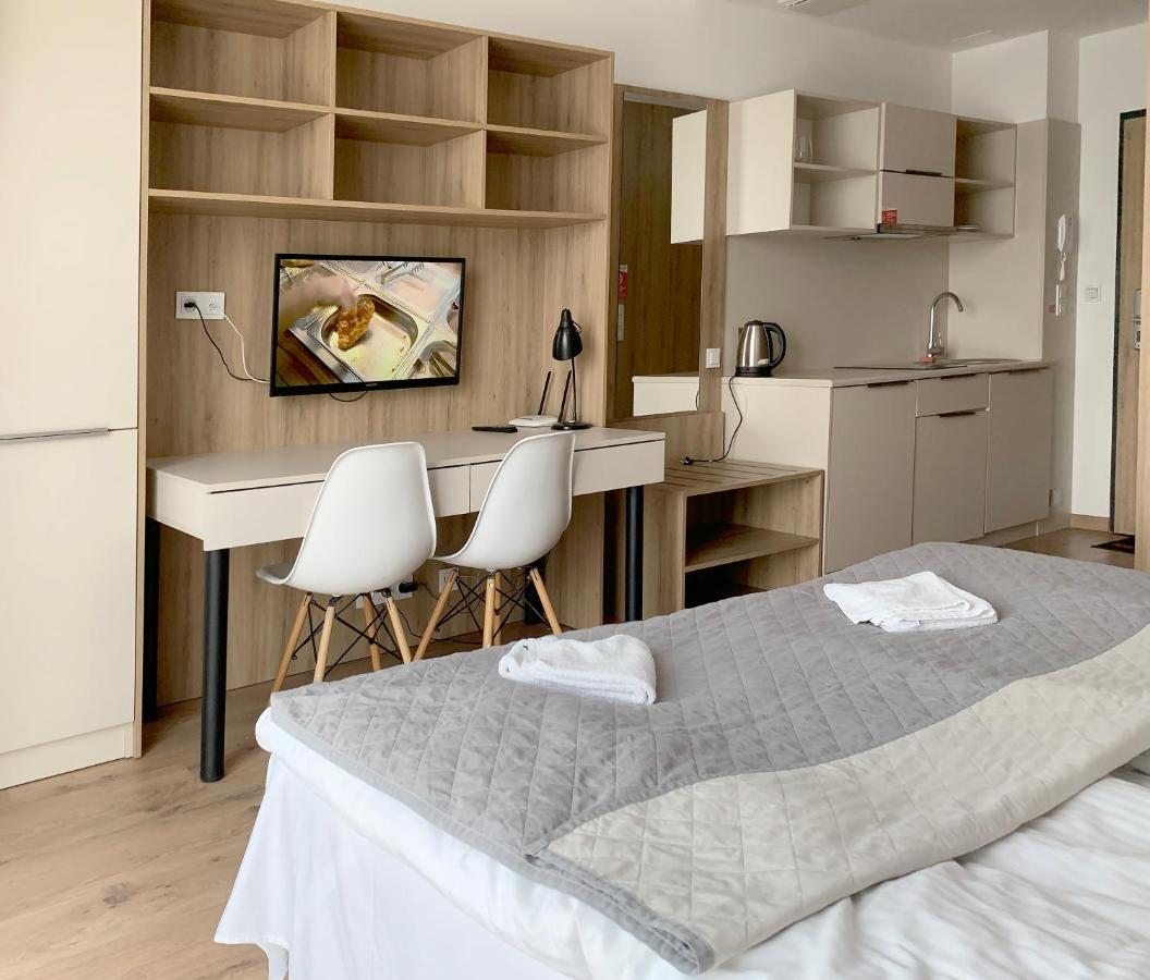 404 Rooms Wolska Apartament 바르샤바 외부 사진